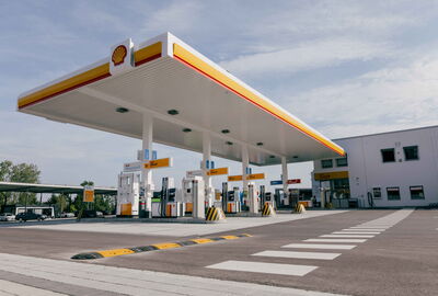 Tankinsel für H2 und flüssige Kraftstoffe
ausgelegt für den Schwerlastverkehr